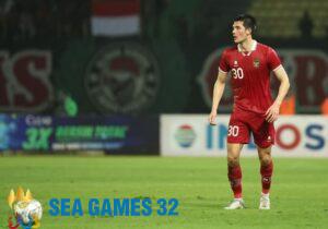Trung vệ Elkan Baggott không thể cùng U22 Indonesia dự SEA Games 32. Ảnh: Bola